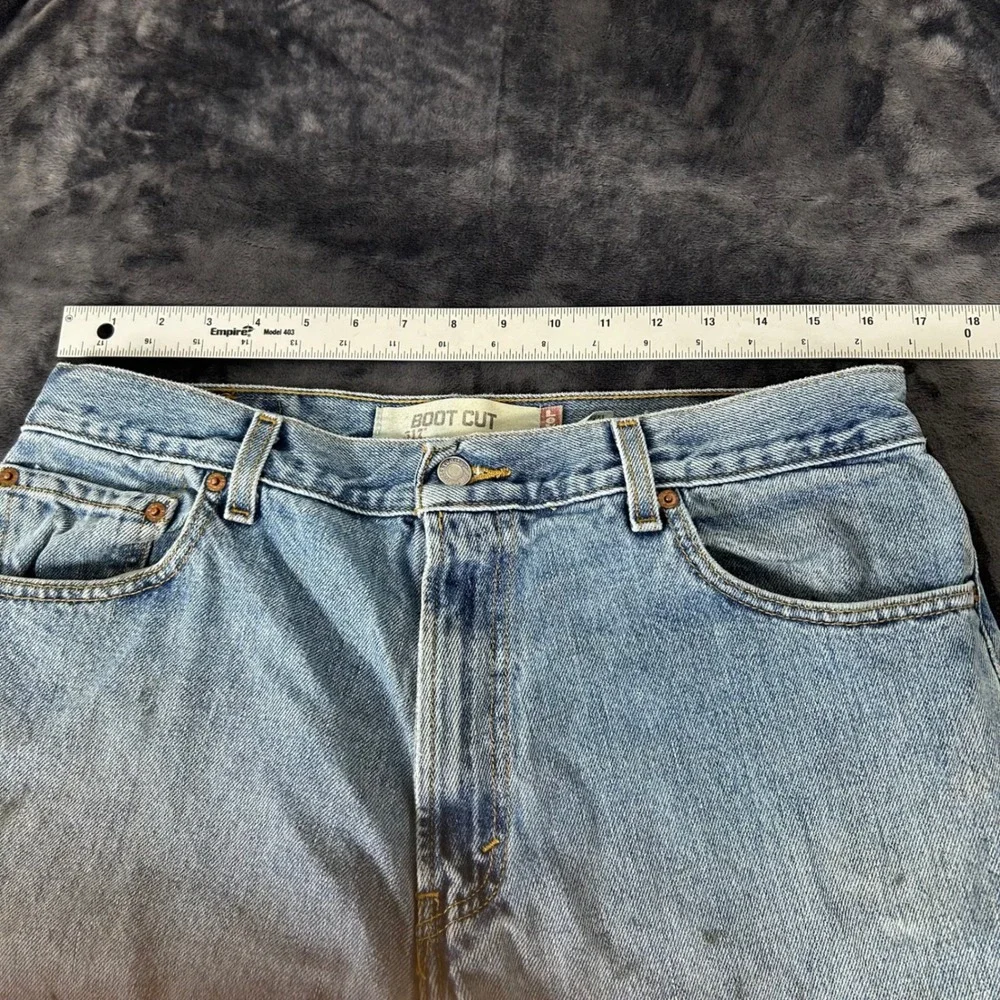 Levis levi 517